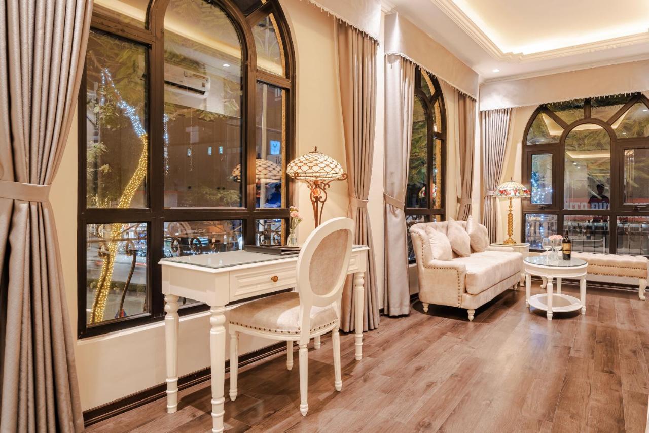 The Castle Hotel Hanoi Exteriör bild